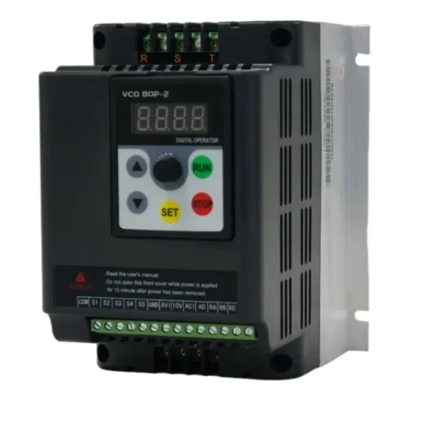 三相380V220V通用变频器 - 支持电机调速运行，性能稳定 - 图片 3